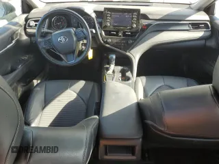 2022 Toyota Camry SE z VIN 4T1G11AK4NU050977, wystawiony jako Copart lot #61466605 z przebiegiem 69 410 mil mil oraz Czysty tytuł • Clean title. Historia ofert i sprzedaży dostępna na DreamBid. Obrazek 8.