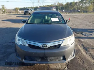 2014 Toyota Camry L with VIN 4T1BF1FK9EU467810, listed as a IAAI auction lot 41832292 with 178,115 mi miles. Bid and sale history available at carsss.com. Image 12.