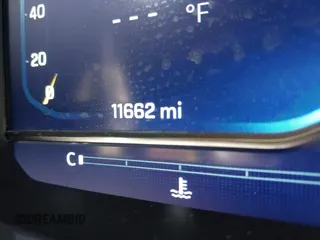 2025 Chevrolet Silverado 1500 LT with VIN 3GCPACED0SG204739, listed as a IAAI auction lot 42152555 with 11,662 mi miles and . Bid and sale history available at DreamBid. Image 15.