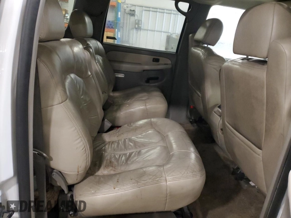 2002 Chevrolet Suburban LS with VIN 1GNFK16Z12J151899, listed as a Copart auction lot 44806045 with 246,640 mi miles and Salvage Title. Bid and sale history available at carsss.com. Image 11.