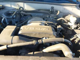 2002 Toyota Sequoia SR5 with VIN 5TDZT34A92S094303, listed as a IAAI auction lot 41739875 with 250,576 mi miles and . Bid and sale history available at carsss.com. Image 10.