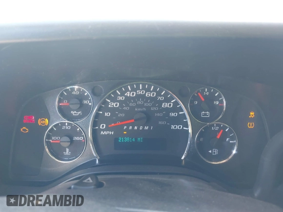 2014 Chevrolet Express Cargo Van with VIN 1GCWGFCA2E1210307, listed as a IAAI auction lot 39559260 with 213,814 mi miles. Bid and sale history available at carsss.com. Image 7.