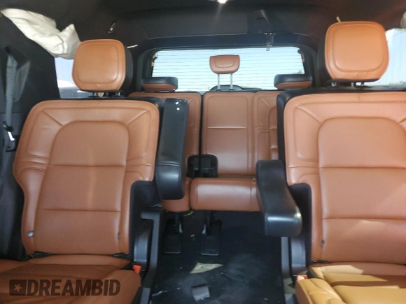 2019 Lincoln Navigator Reserve with VIN 5LMJJ2LT1KEL19974, listed as a Copart auction lot 62643925 with 64,030 mi miles and Salvage title. Bid and sale history available at DreamBid. Image 10.