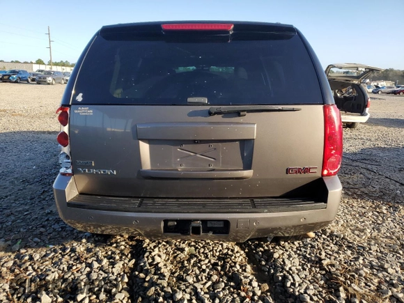 2011 GMC Yukon SLT with VIN 1GKS1CE05BR270876, listed as a Copart auction lot 75906934 with 215,964 mi miles and Salvage Title. Bid and sale history available at carsss.com. Image 6.