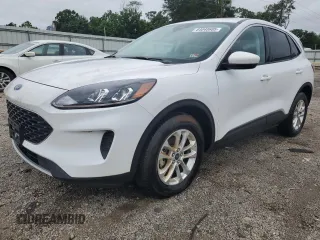2021 Ford Escape SE with VIN 1FMCU9G63MUB16206, listed as a Copart auction lot 64048685 with 16,988 mi miles and Salvage title. Bid and sale history available at DreamBid. Image 1.