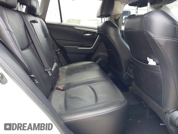 2019 Toyota RAV4 XLE with VIN 2T3W1RFVXKW033696, listed as a IAAI auction lot 42044151 with 126,872 mi miles and . Bid and sale history available at DreamBid. Image 8.
