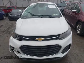 2018 Chevrolet Trax LS with VIN 3GNCJNSB9JL283743, listed as a IAAI auction lot 41569737 with 35,337 mi miles and . Bid and sale history available at DreamBid. Image 13.