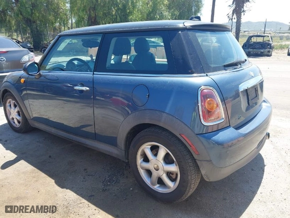 2010 MINI Cooper Hardtop with VIN WMWMF3C56ATZ24156, listed as a IAAI auction lot 41997887 with 149,308 mi miles. Bid and sale history available at carsss.com. Image 3.