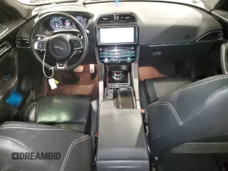 2019 Jaguar F-Pace 30t R-Sport with VIN SADCL2GX8KA605890, listed as a Copart auction lot 51619804 with 39,205 mi miles and Salvage title. Bid and sale history available at DreamBid. Image 8.