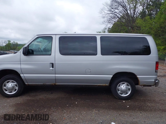 2011 Ford Econoline Passenger XL with VIN 1FBNE3BL0BDB03743, listed as a IAAI auction lot 42182175 with 155,569 mi miles. Bid and sale history available at carsss.com. Image 14.