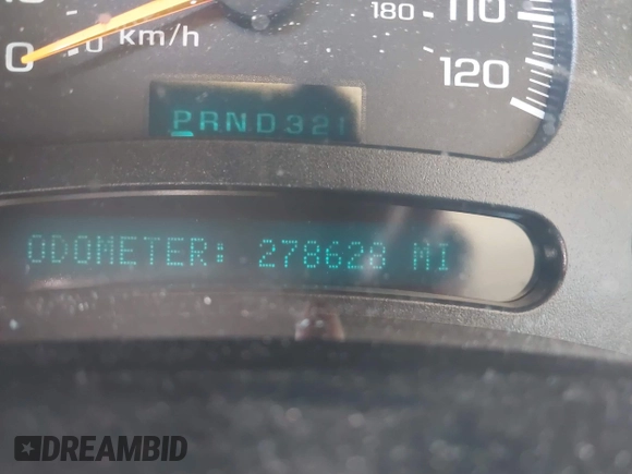 2005 Chevrolet Silverado 1500 LS z VIN 2GCEC13T851362243, wystawiony jako IAAI lot #41473828 z przebiegiem 278 628 mil mil oraz . Historia ofert i sprzedaży dostępna na DreamBid. Obrazek 7.