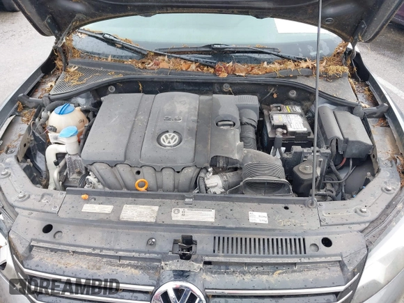 2012 Volkswagen Passat SE с VIN 1VWBH7A3XCC078160, выставлен на аукционе IAAI как лот 42229424 с пробегом 179 988 миль миль и . История ставок и продаж доступна на DreamBid. Изображение 10.