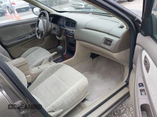2001 Nissan Altima GXE with VIN 1N4DL01D81C187472, listed as a IAAI auction lot 41502436 with 195,203 mi miles. Bid and sale history available at carsss.com. Image 5.