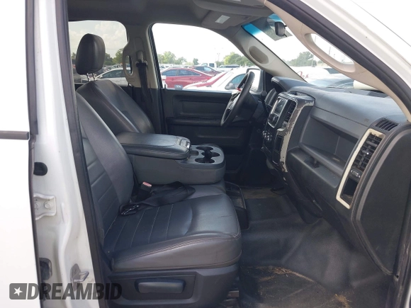 2015 Ram 2500 Tradesman z VIN 3C6TR4CT4FG556775, wystawiony jako IAAI lot #42531595 z przebiegiem 109 195 mil mil oraz . Historia ofert i sprzedaży dostępna na DreamBid. Obrazek 5.