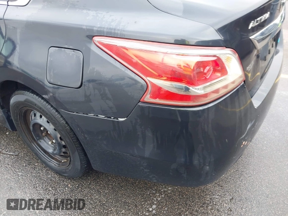 2013 Nissan Altima SL z VIN 1N4AL3AP3DC110012, wystawiony jako IAAI lot #42368802 z przebiegiem 296 774 mil mil oraz . Historia ofert i sprzedaży dostępna na DreamBid. Obrazek 12.