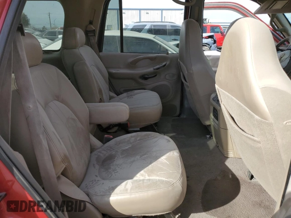 2000 Ford Expedition Eddie Bauer с VIN 1FMEU17L5YLB06434, выставлен на аукционе Copart как лот 88497425 с пробегом Не указан миль и Списание • Salvage title. История ставок и продаж доступна на DreamBid. Изображение 11.
