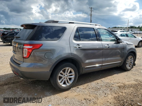 2014 Ford Explorer XLT z VIN 1FM5K7D84EGB89092, wystawiony jako Copart lot #55800745 z przebiegiem 138 755 mil mil oraz Szkoda całkowita • Salvage title. Historia ofert i sprzedaży dostępna na DreamBid. Obrazek 3.