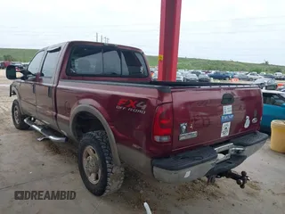 2005 Ford F-250 XL с VIN 1FTSW21535EA12196, выставлен на аукционе IAAI как лот 42443579 с пробегом 135 052 миль миль и . История ставок и продаж доступна на DreamBid. Изображение 3.