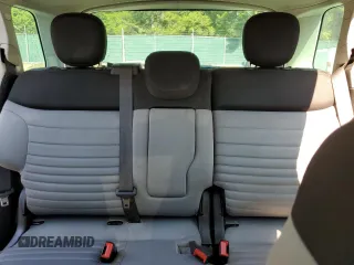 2014 FIAT 500L Easy z VIN ZFBCFABH6EZ001647, wystawiony jako Copart lot #64092325 z przebiegiem 81 360 mil mil oraz Szkoda całkowita • Salvage title. Historia ofert i sprzedaży dostępna na DreamBid. Obrazek 10.