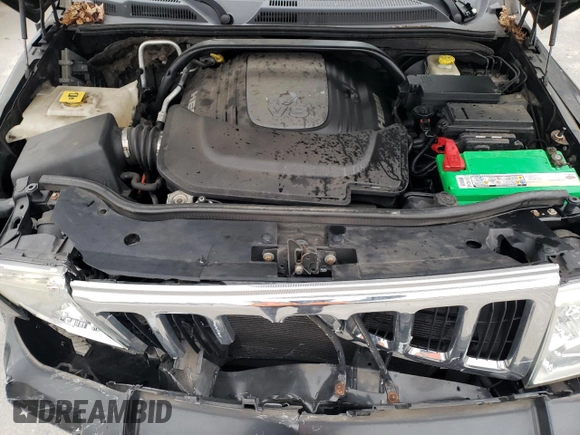 2010 Jeep Commander Limited with VIN 1J4RG5GT1AC113403, listed as a Copart auction lot 85916484 with 69,515 mi miles and Clean title. Bid and sale history available at DreamBid. Image 12.