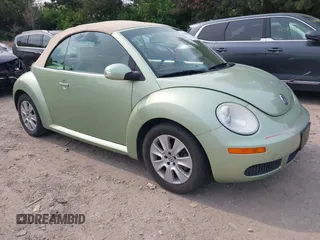 2008 Volkswagen Beetle S with VIN 3VWPF31Y08M401881, listed as a IAAI auction lot 42423549 with 160,958 mi miles and . Bid and sale history available at DreamBid. Image 1.