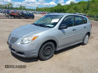 2005 Pontiac Vibe z VIN 5Y2SL63885Z477153, wystawiony jako IAAI lot #42344152 z przebiegiem 136 757 mil mil oraz . Historia ofert i sprzedaży dostępna na DreamBid. Obrazek 2.