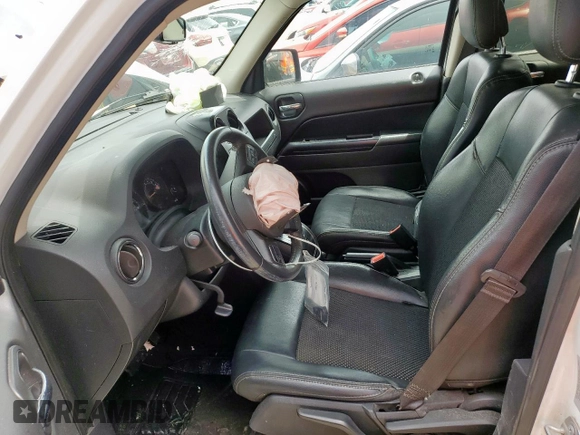 2017 Jeep Patriot Sport SE with VIN 1C4NJPBA6HD202041, listed as a Copart auction lot 61587905 with 78,562 mi miles and Salvage title. Bid and sale history available at DreamBid. Image 7.