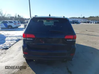 2018 Jeep Grand Cherokee Laredo E with VIN 1C4RJFAGXJC375588, listed as a IAAI auction lot 41406344 with 69,989 mi miles. Bid and sale history available at carsss.com. Image 16.