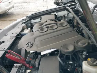2020 Toyota 4Runner SR5 с VIN JTEZU5JR8L5227476, выставлен на аукционе IAAI как лот 42659069 с пробегом 78 113 миль миль и . История ставок и продаж доступна на DreamBid. Изображение 20.