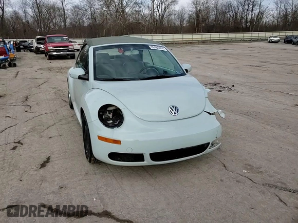 2006 Volkswagen Beetle z VIN 3VWRF31Y56M303208, wystawiony jako Copart lot #86480404 z przebiegiem 120 783 mil mil oraz Szkoda całkowita • Salvage title. Historia ofert i sprzedaży dostępna na DreamBid. Obrazek 10.