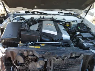 2000 Toyota Land Cruiser with VIN JT3HT05J5Y0098308, listed as a Copart auction lot 88364875 with 157,684 mi miles and Salvage Title. Bid and sale history available at carsss.com. Image 12.
