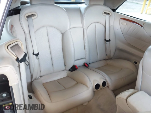 2005 Mercedes-Benz CLK 500 with VIN WDBTK75J55F139609, listed as a IAAI auction lot 42232645 with 136,367 mi miles and . Bid and sale history available at DreamBid. Image 8.