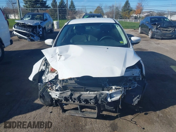 2014 Ford Focus SE with VIN 1FADP3K24EL411720, listed as a IAAI auction lot 40816752 with 102,089 mi miles. Bid and sale history available at carsss.com. Image 12.