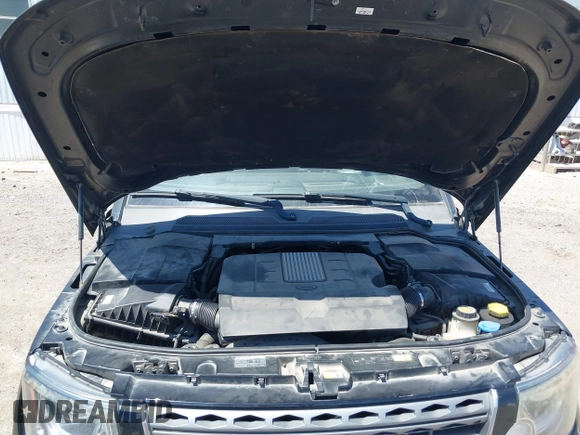 2016 Land Rover LR4 HSE with VIN SALAG2V60GA791975, listed as a IAAI auction lot 42264756 with 80,967 mi miles and . Bid and sale history available at DreamBid. Image 10.