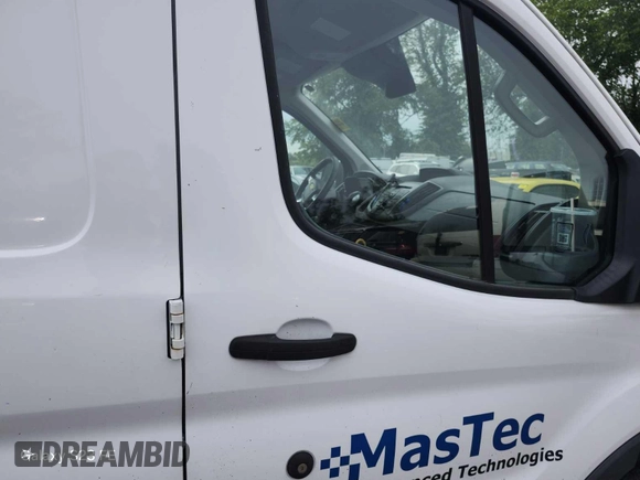 2016 Ford Transit Cargo with VIN 1FTYE1ZM5GKA76148, listed as a IAAI auction lot 42299673 with 150,587 mi miles and . Bid and sale history available at DreamBid. Image 31.
