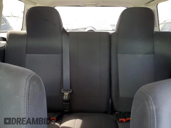 2014 Jeep Patriot Latitude z VIN 1C4NJRFB7ED709055, wystawiony jako Copart lot #52154995 z przebiegiem 136 332 mil mil oraz Szkoda całkowita • Salvage title. Historia ofert i sprzedaży dostępna na DreamBid. Obrazek 10.