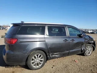 2021 Kia Sedona LX with VIN KNDMB5C1XM6671806, listed as a Copart auction lot 83027514 with 58,884 mi miles and Salvage Title. Bid and sale history available at carsss.com. Image 3.