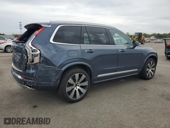 2022 Volvo XC90 Inscription z VIN YV4A22PL9N1833773, wystawiony jako Copart lot #56111825 z przebiegiem 34 640 mil mil oraz Szkoda całkowita • Salvage title. Historia ofert i sprzedaży dostępna na DreamBid. Obrazek 3.