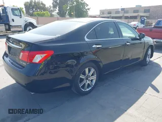 2008 Lexus ES 330 z VIN JTHBJ46G682232845, wystawiony jako IAAI lot #42430862 z przebiegiem 211 364 mil mil oraz . Historia ofert i sprzedaży dostępna na DreamBid. Obrazek 4.