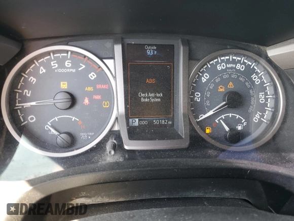 2018 Toyota Tacoma SR5 z VIN 3TMAZ5CN8JM077857, wystawiony jako Copart lot #52570945 z przebiegiem 50 182 mil mil oraz Szkoda całkowita • Salvage title. Historia ofert i sprzedaży dostępna na DreamBid. Obrazek 9.