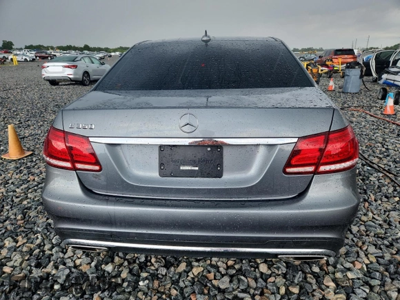 2016 Mercedes-Benz E 350 Sport z VIN WDDHF5KB4GB290874, wystawiony jako Copart lot #58021855 z przebiegiem 116 348 mil mil oraz Szkoda całkowita • Salvage title. Historia ofert i sprzedaży dostępna na DreamBid. Obrazek 6.