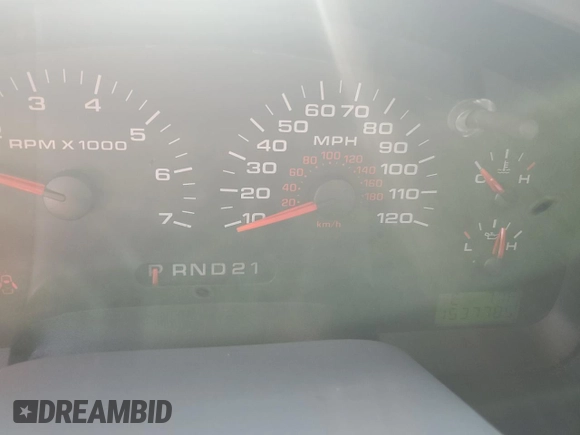 2005 Ford F-150 XLT with VIN 1FTPX14505FB58865, listed as a Copart auction lot 65564935 with 153,778 mi miles and Clean title. Bid and sale history available at DreamBid. Image 9.