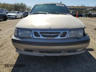 2001 Saab 9-3 SE with VIN YS3DF78K517008840, listed as a Copart auction lot 47104765 with 185,974 mi miles and Salvage Title. Bid and sale history available at carsss.com. Image 5.