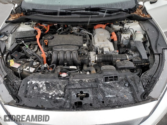 2018 Honda Clarity Plug-In Hybrid Touring with VIN JHMZC5F32JC008354, listed as a Copart auction lot 39157034 with 22,412 mi miles. Bid and sale history available at carsss.com. Image 12.