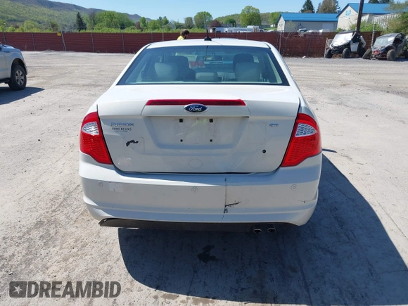 2011 Ford Fusion SE with VIN 3FAHP0HA5BR265484, listed as a IAAI auction lot 42095227 with 81,664 mi miles. Bid and sale history available at carsss.com. Image 16.