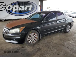 2011 Honda Accord EX-L z VIN 1HGCP3F88BA026240, wystawiony jako Copart lot #66094935 z przebiegiem 134 647 mil mil oraz Szkoda całkowita • Salvage title. Historia ofert i sprzedaży dostępna na DreamBid. Obrazek 1.