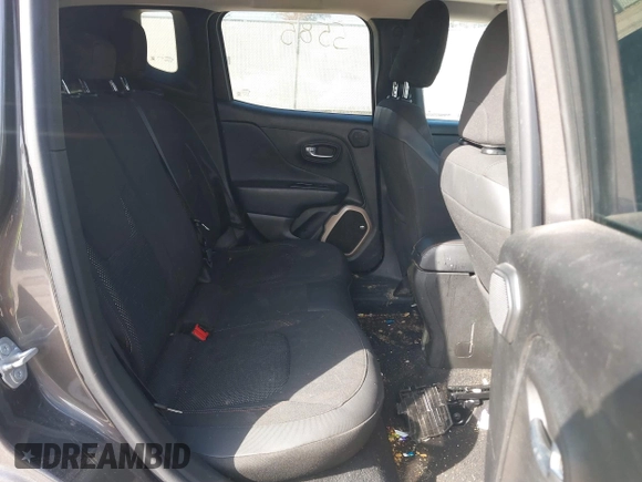 2016 Jeep Renegade Latitude with VIN ZACCJBBT8GPE15701, listed as a IAAI auction lot 41785585 with Not Provided miles. Bid and sale history available at carsss.com. Image 8.