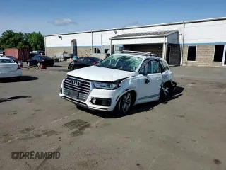 2018 Audi Q7 Premium Plus with VIN WA1LAAF72JD025331, listed as a Copart auction lot 59190365 with 125,472 mi miles and Salvage title. Bid and sale history available at DreamBid. Image 13.