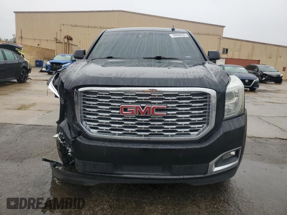 2018 GMC Yukon Denali with VIN 1GKS1CKJ5JR152838, listed as a Copart auction lot 44698935 with 123,807 mi miles and Salvage Title. Bid and sale history available at carsss.com. Image 5.