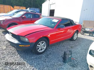 2007 Ford Mustang Deluxe with VIN 1ZVFT84N475265746, listed as a IAAI auction lot 42644799 with 158,830 mi miles and . Bid and sale history available at DreamBid. Image 2.